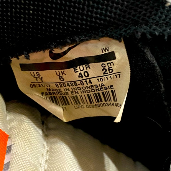 Nike Air Force 1 Low LV8 - Kids - Black & White  - 7Y - Picture 9 of 9